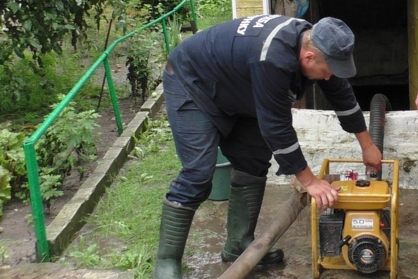 У Чернігові збільшилася кількість підтоплених ділянок внаслідок сильних опадів